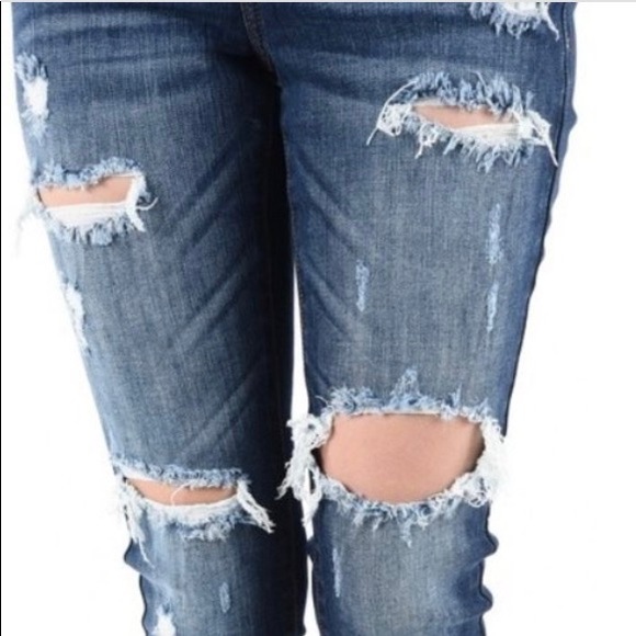 SOLD OUT - Picture 3 of 6